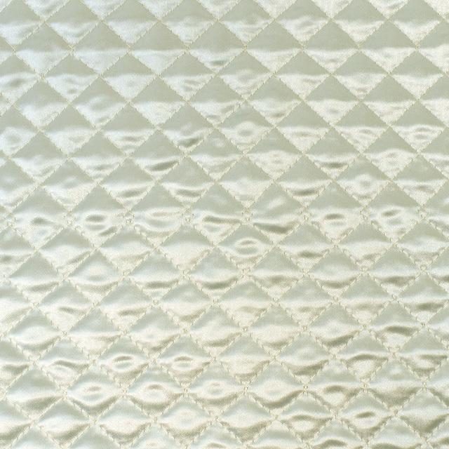 期間限定20％OFF／ キルティング生地 サテンキルト（910Q） 42