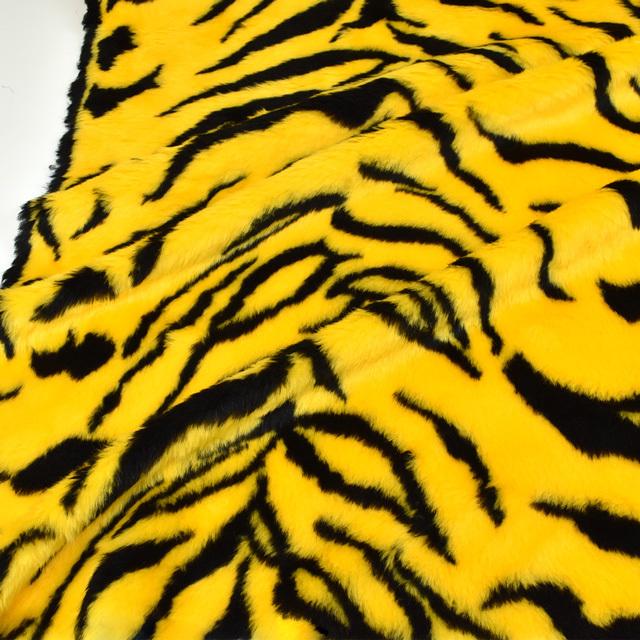 NEW生地♥️アニマル柄　少量入荷 期間限定10％OFF／ 生地 ヒョウ柄プリントツイル（R66900） 3D