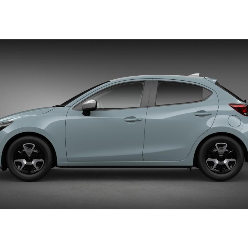 デミオ フルホイールキャップ/単品(MAZDA 2 専用品)ソニックシルバーM