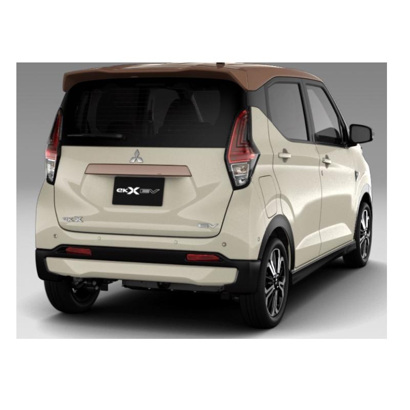 三菱（MITSUBISHI） テールゲートガーニッシュ（カッパーメタリック