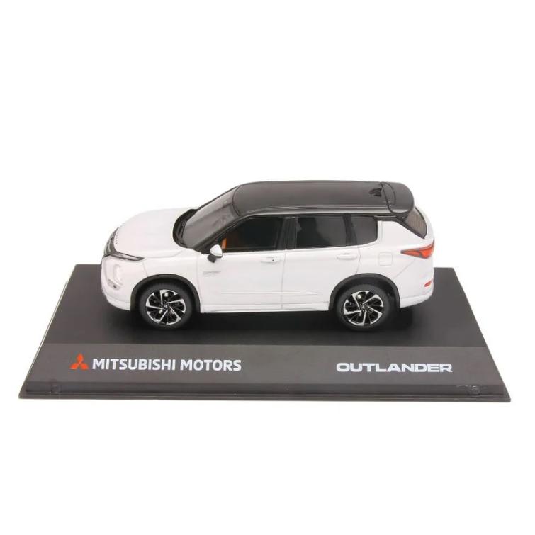 三菱 (10T)アウトランダーPHEV 1/43サイズモデルカー