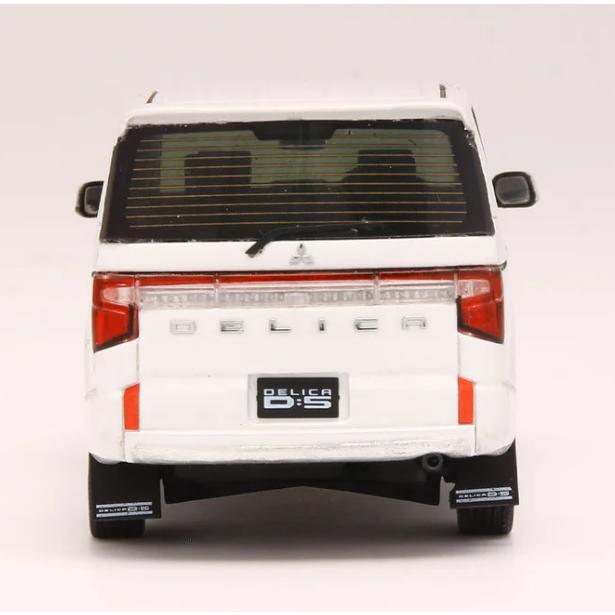 (10)デリカＤ：5 １/４３サイズモデルカー（ホワイトD）「ミツビシ純正用品」MITSUBISHI MOTORS COLLECTION  SRG10046W ＳＲＧ１００４６Wの画像