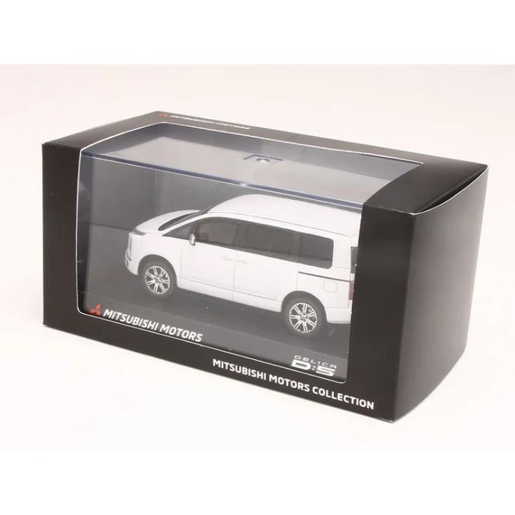 三菱（MITSUBISHI） (10)デリカD：5 1/43サイズモデルカー