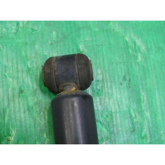 N-VAN NVAN JJ1 リアショック　サスペンション N-VAN NVAN JJ1 リアショック サスペンション - メルカリ