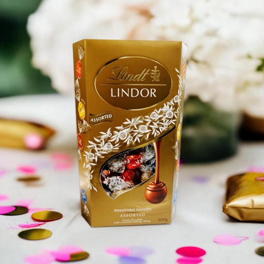 リンツ リンドール ゴールド アソート Lindt Lindor Gold Assorted