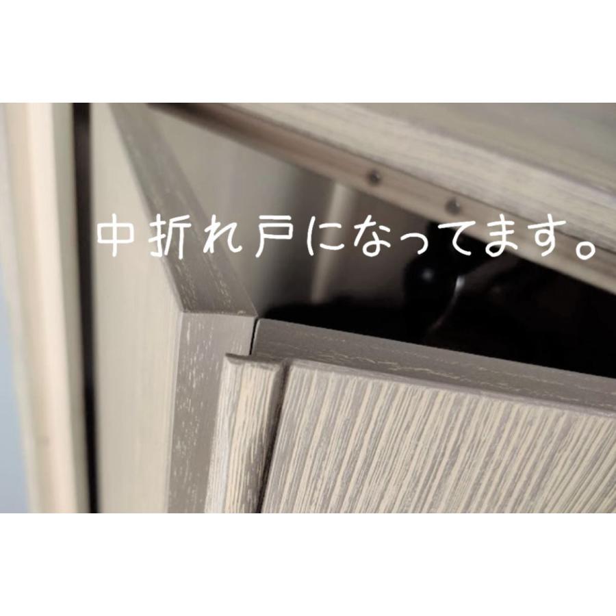 たまにしか着ない大事なスーツ・ドレスの保管に総桐たんすの服吊り収納