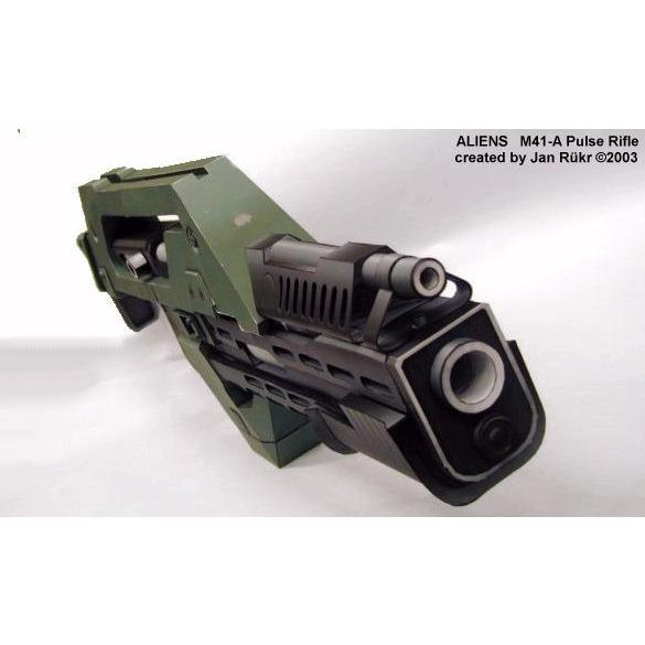 ペーパークラフト 1:1 スケール エイリアンガン 武器 M41 パルス ペーパークラフト 1:1 スケール エイリアンガン 武器 M41 パルス