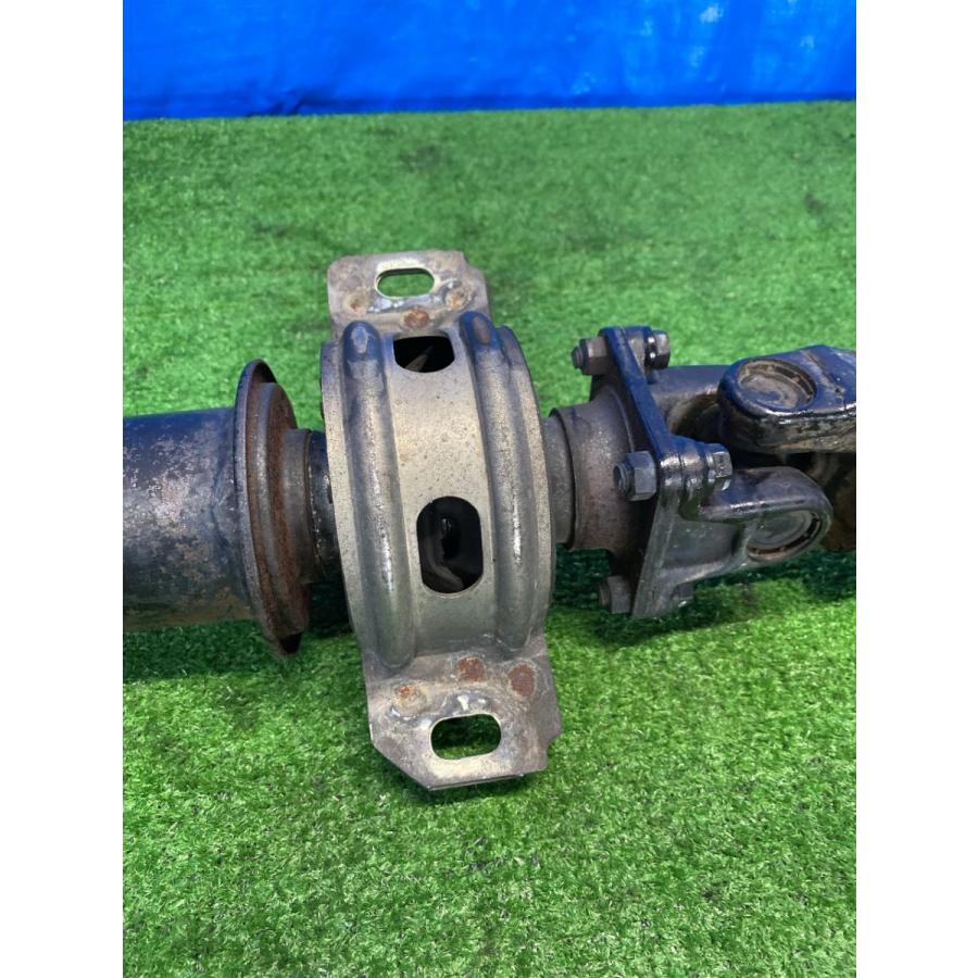 トヨタ 純正 ライトエース KR42V リアプロペラシャフト 37100-28081 平成17年式 7KE PR16 17028180292 1072171117b0の画像
