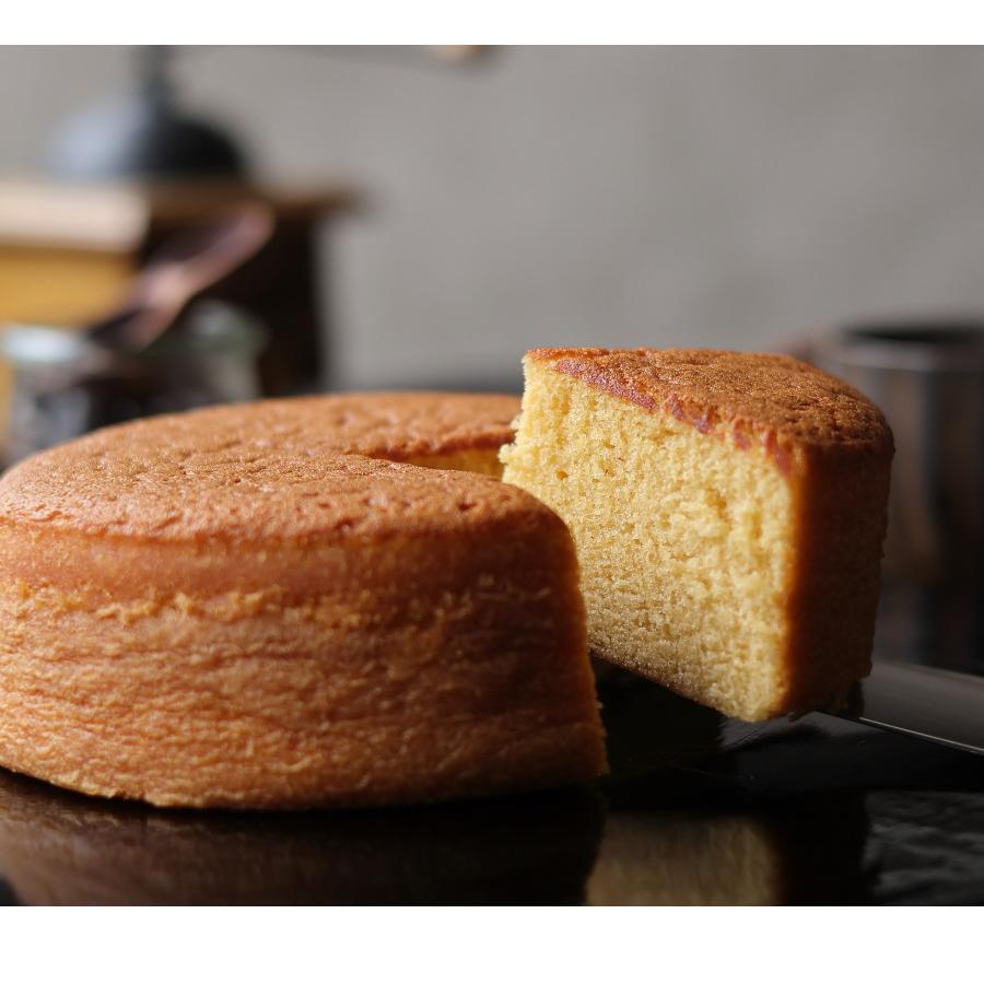 柳井甘露醤油バターケーキ 15cm バターカステラ 出産 結婚 内祝い お祝い お返し お礼 誕生日 お中元 敬老の日 産直 柳井ブランド シェ・カワモト |  | 02