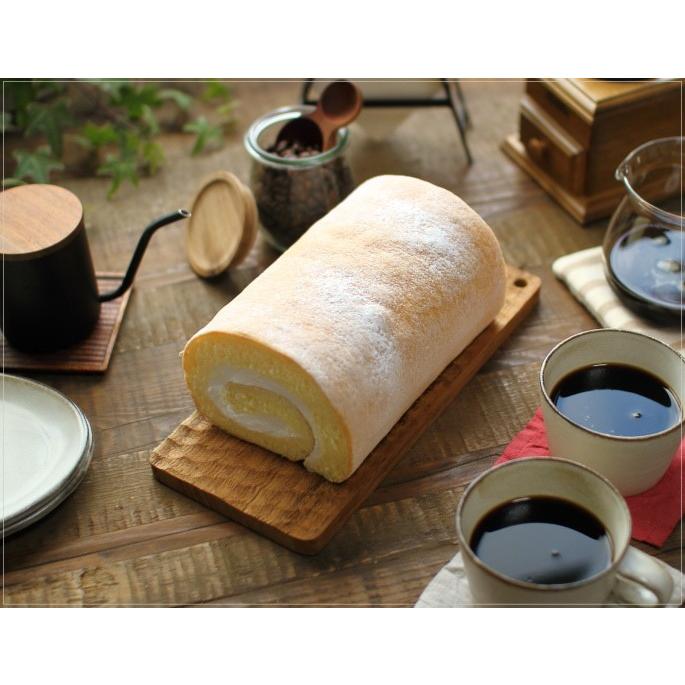 ロールケーキ専門店 こだわり卵 有精卵ロール 16cm 広島 名物 スイーツ ケーキ ギフト 内祝い お返し 誕生日 お菓子 お歳暮 お年賀 クルル 広島 |  | 02