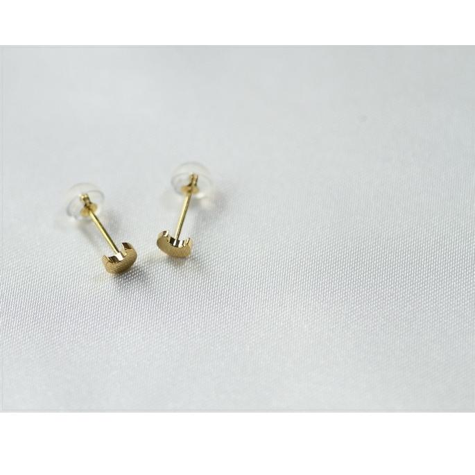 ピアス k18 ゴールド クレセントムーン ペア（両耳） 18k K18 18金 YG
