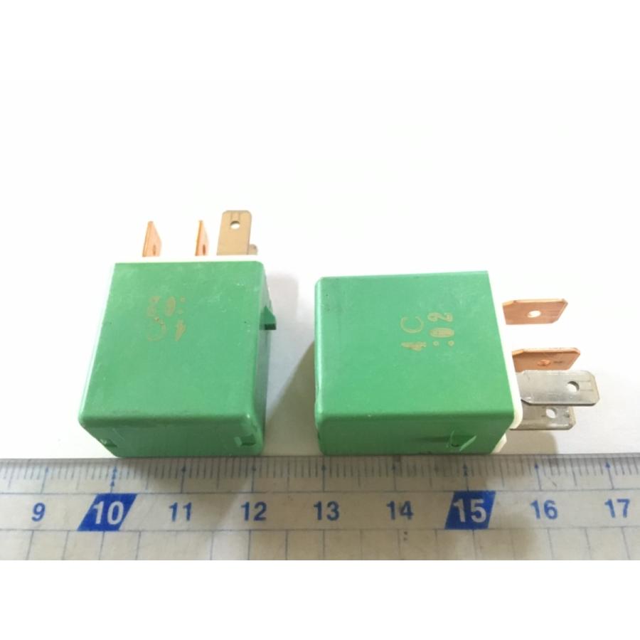 デンソー リレー 2個 12V 未テスト スズキ 車から DENSO 156700-2420