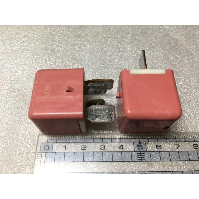 デンソー リレー 2個 12V 未テスト トヨタ 車から 90987-02030 DENSO