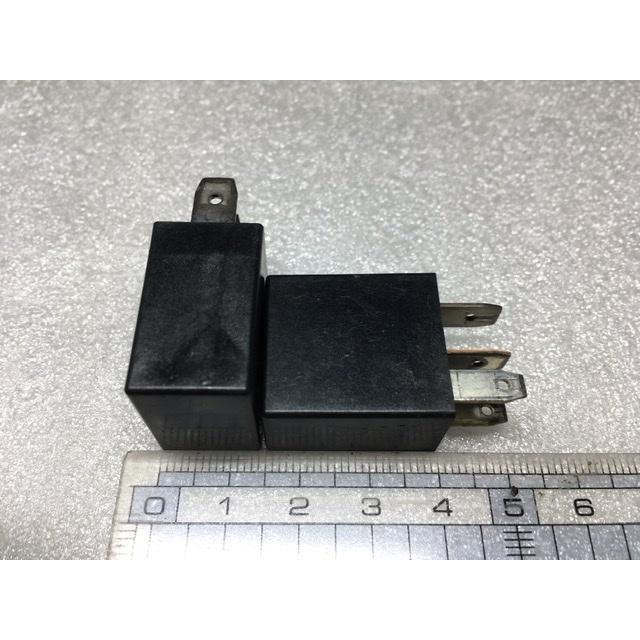 Mb629083 реле чего