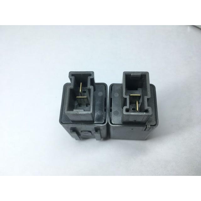 サーキットブレーカー リレー 2個 12V 未テスト ニッサン 車から サーキットブレーカー リレー 2個 12V 未テスト ニッサン 車から