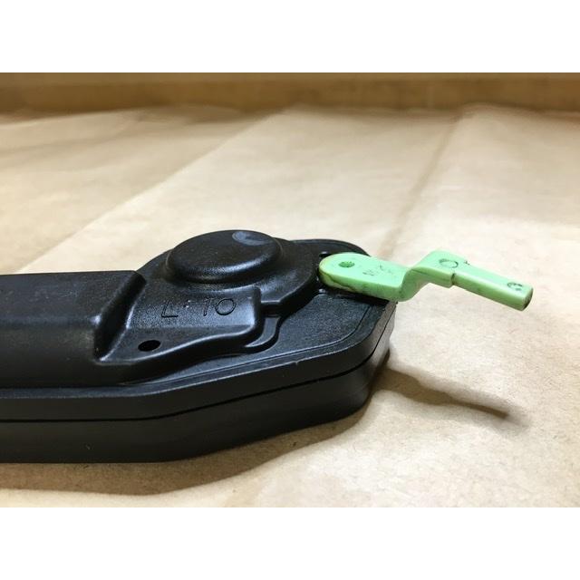 ドア ロック アクチュエーター バックドア ムーヴ L160S ダイハツ
