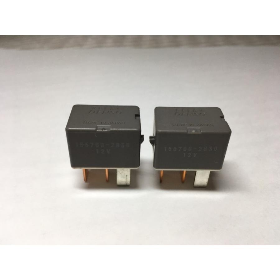 デンソー リレー 2個 12V 未テスト ダイハツ 車から 純正 DENSO 156700