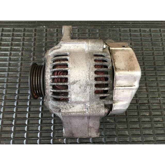 オルタネーター スイフト ZC11S スズキ M13A 31400-63J00 DENSO