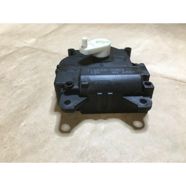 エアコン サーボモーター 1個 オッティ H91W ニッサン 純正