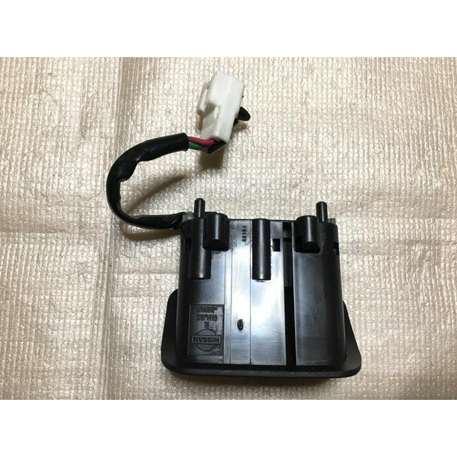 給油口 スイッチ トランク オープナー グロリア PY33 ニッサン 純正 