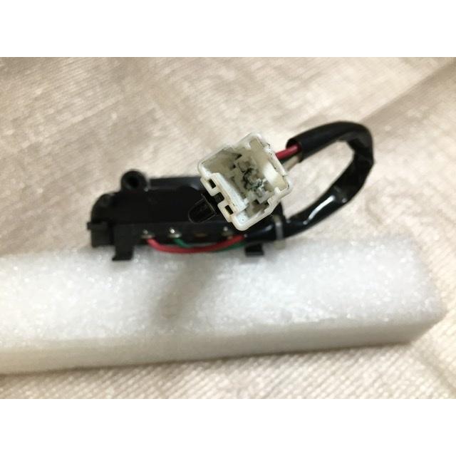 給油口 スイッチ トランク オープナー グロリア PY33 ニッサン 純正 