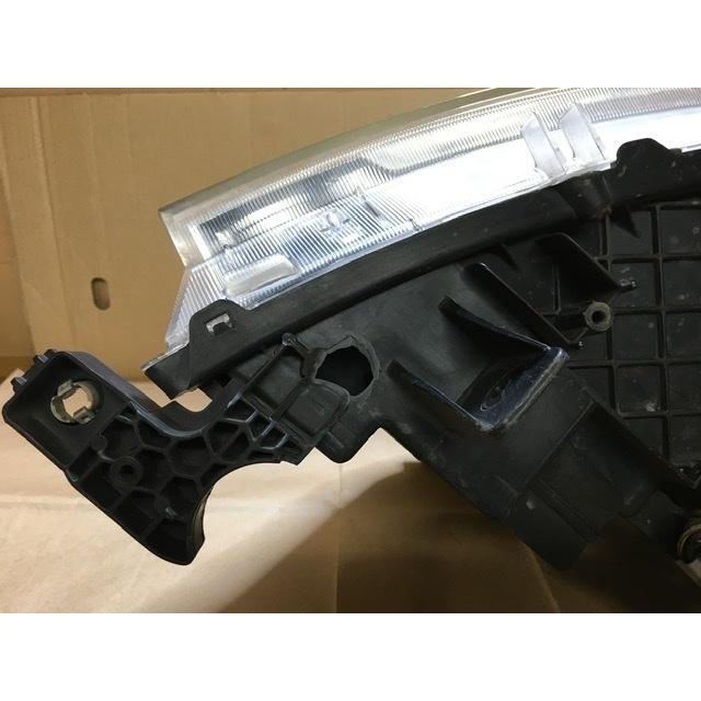 HID ヘッド ライト 左 セレナ C25 ライダーS ニッサン 26060-CY01B