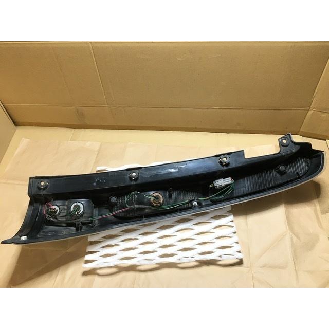 テール ランプ 左 セレナ C25 ライダー S ニッサン 純正 26555-1A20A
