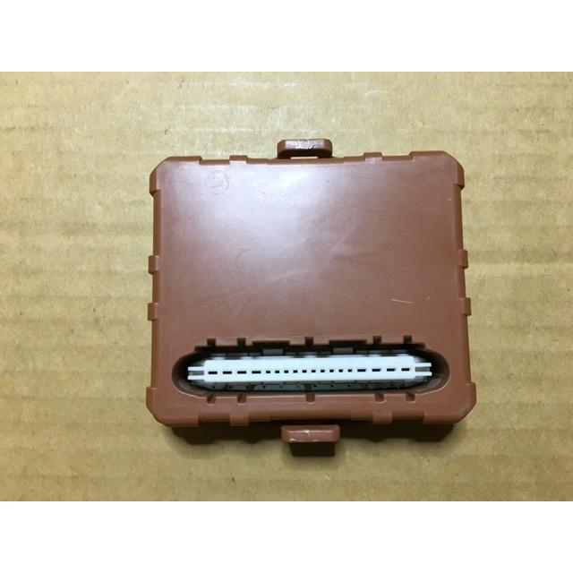 ドア コントロール リレー 未テストジャンク パッソ QNC10 トヨタ 純正