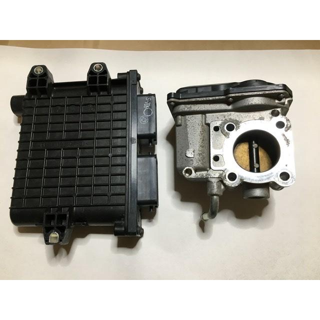 HA24 アルト K6Aエンジン　5MT用コンピューターとスロットルボディ　k6 NA 5mt スロットルボディ エンジン コンピューター アルト HA24S スズキ 純正