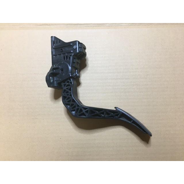 アクセル ペダル MRワゴン MF33S スズキ 純正 MIKUNI APM40-116