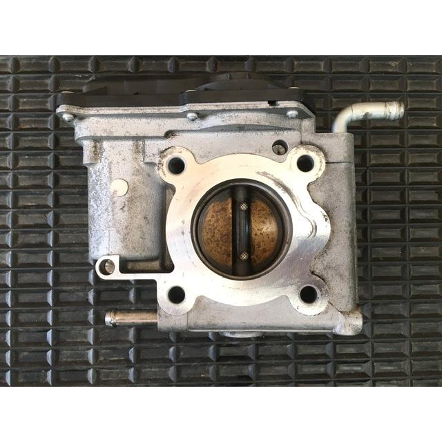 スロットルボディ デミオ DE3FS マツダ 純正 ZJ FoMoCo ZJ3813640