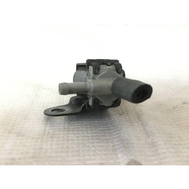 バキューム スイッチング アイドルアップ ソレノイド バルブ ソニカ