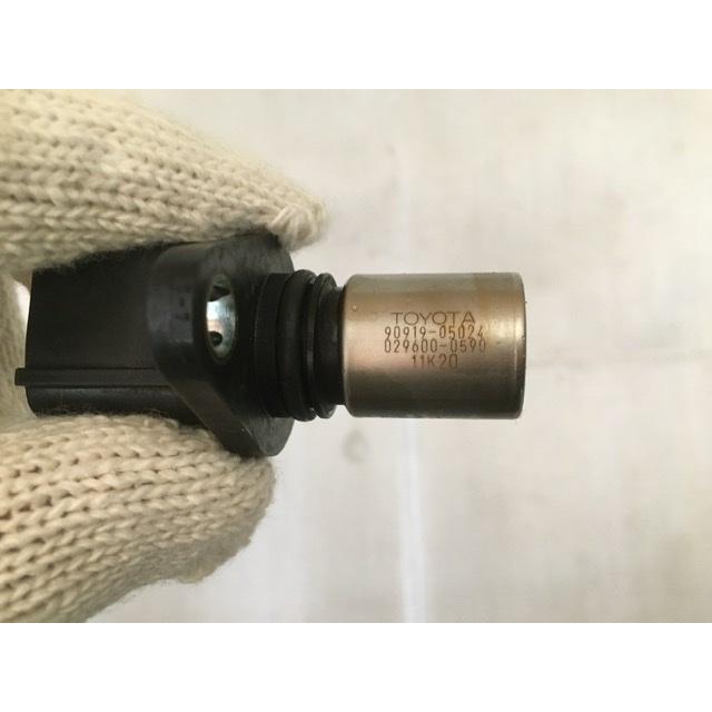 カム角 ポジション センサー ポルテ NNP11 トヨタ 純正 1NZ-FE カム角 ポジション センサー ポルテ NNP11 トヨタ 純正 1NZ-FE