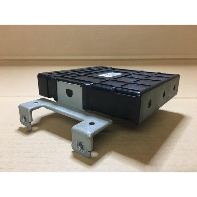 エンジン コンピューター ディオン CR6W ミツビシ 純正 MR988018