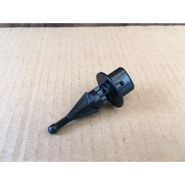 吸気 温 エア テンプ センサー ワゴンR スティングレー MH22S スズキ