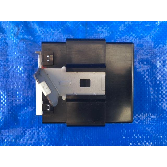 ドア ロック コントロール コンピューター ユニット エブリィ DA64V