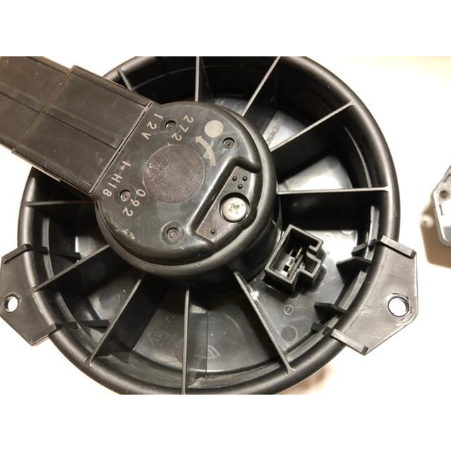 純正中古！　使用少！バモス　ブロアモーター　レジスタ　セット 純正中古！ 使用少！バモス ブロアモーター レジスタ セット
