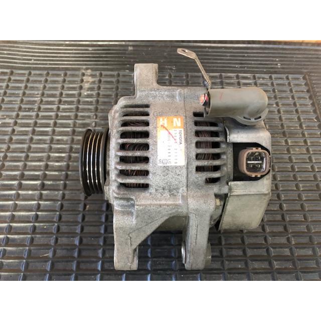 オルタネーター bB NCP31 トヨタ 純正 1NZ-FE 27060-21110 102211-2880