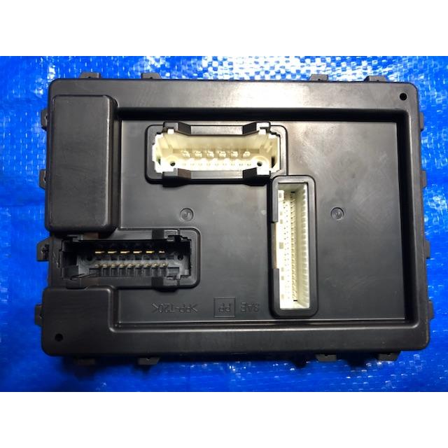 BCM コンピューター ノート E11 ニッサン 純正 284B2-EU51A ボディ 