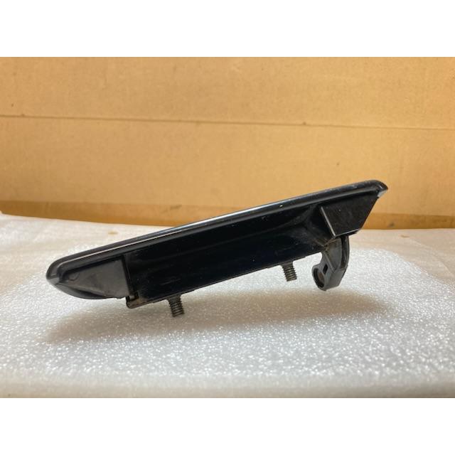 アウターハンドル フロント 左 前 塗無黒 エブリィ DA62V スズキ 純正
