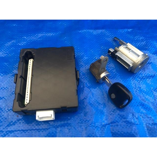 キーシリンダー ワゴンR MH21S スズキ 純正 37100-58830 36770