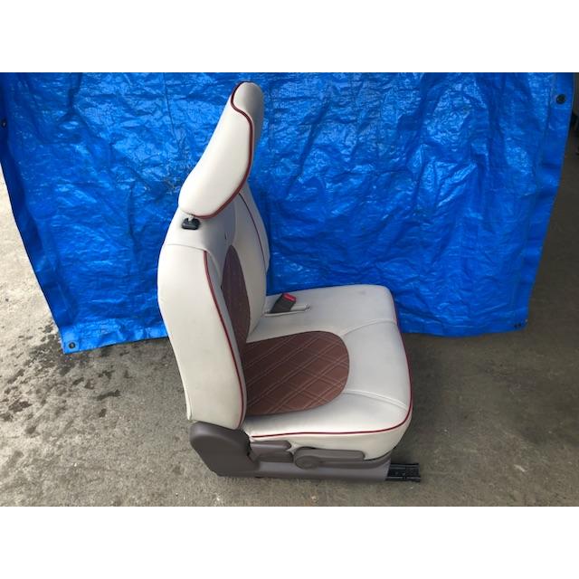 フロント 運転席 シート 右 前 アルト ラパン ショコラ HE22S スズキ 