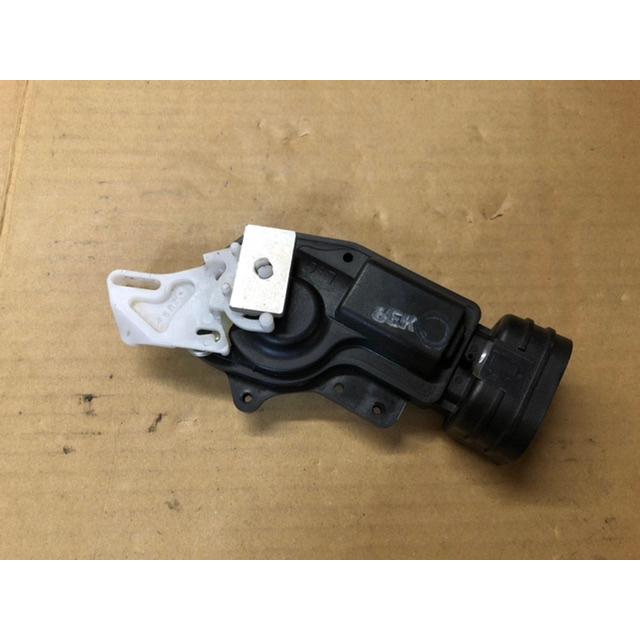 ドア ロック アクチュエーター 右 リア ノア ZRR70W トヨタ ソレノイド