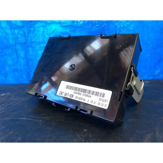 コントロール ユニット BCM キューブ YGZ11 ニッサン 284B2