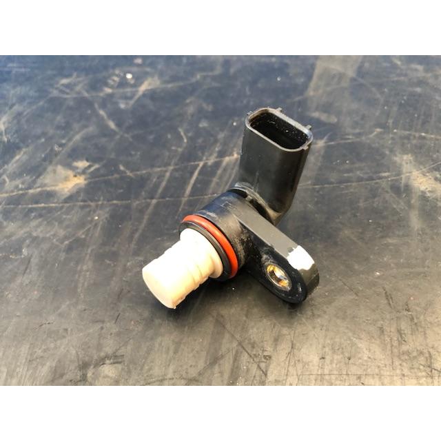スピード 車速 センサー フィット GE6 ホンダ 純正 L13A AT FF スピード 車速 センサー フィット GE6 ホンダ 純正 L13A AT FF