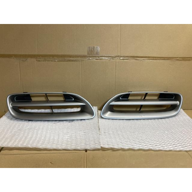 フロント グリル 2点 セット マーチ K11 ニッサン KR4 ソニック