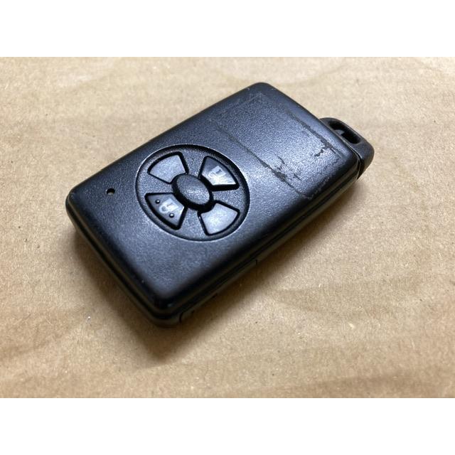 トヨタ純正スマートキー (*合計50個) 一部車種での納車時スマートキー（電子キー）付属個数の変更