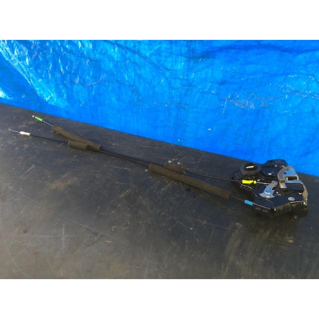 ドア ロック アクチュエーター 右 未テストジャンク BRZ ZC6