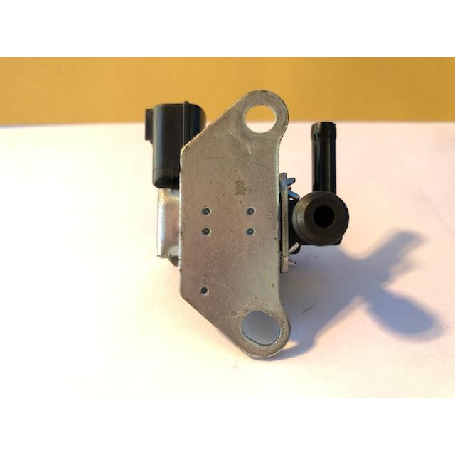 バキューム スイッチング バルブ 流用 ニッサン 14930-EN20A