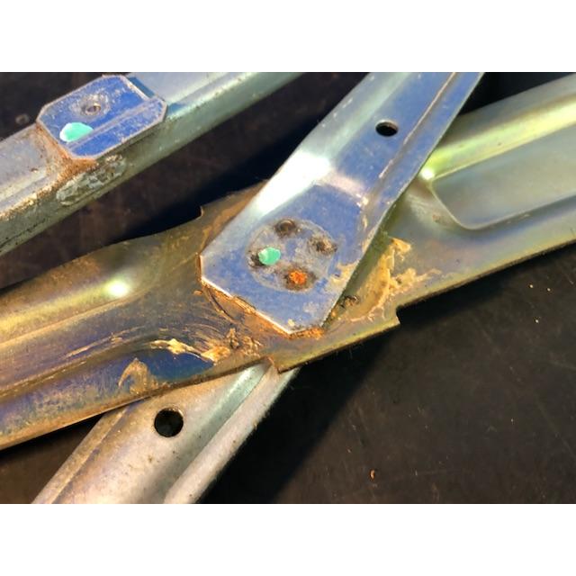 フロント 左 助手席 パワー ウィンドウ モーター エブリィ DA62W